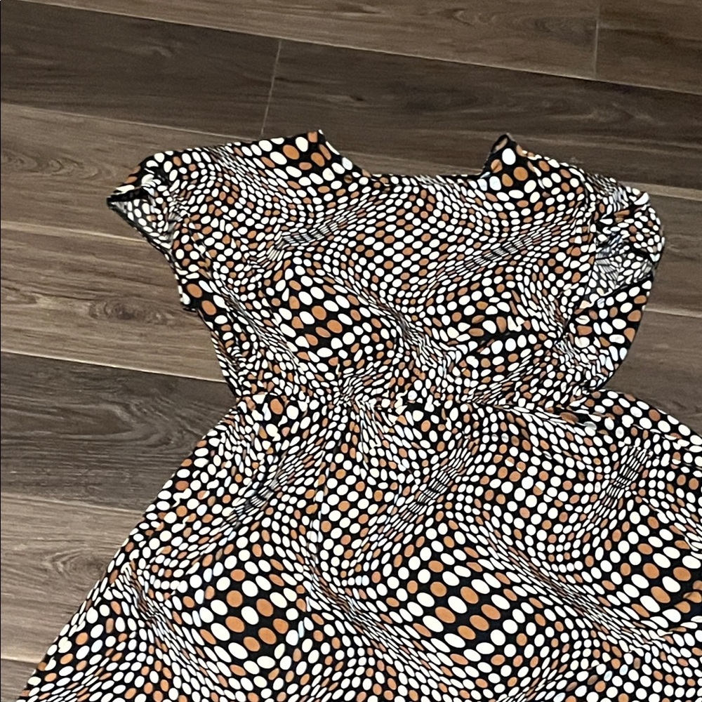 Geometric Patterned Dress - Picture 11 of 11
